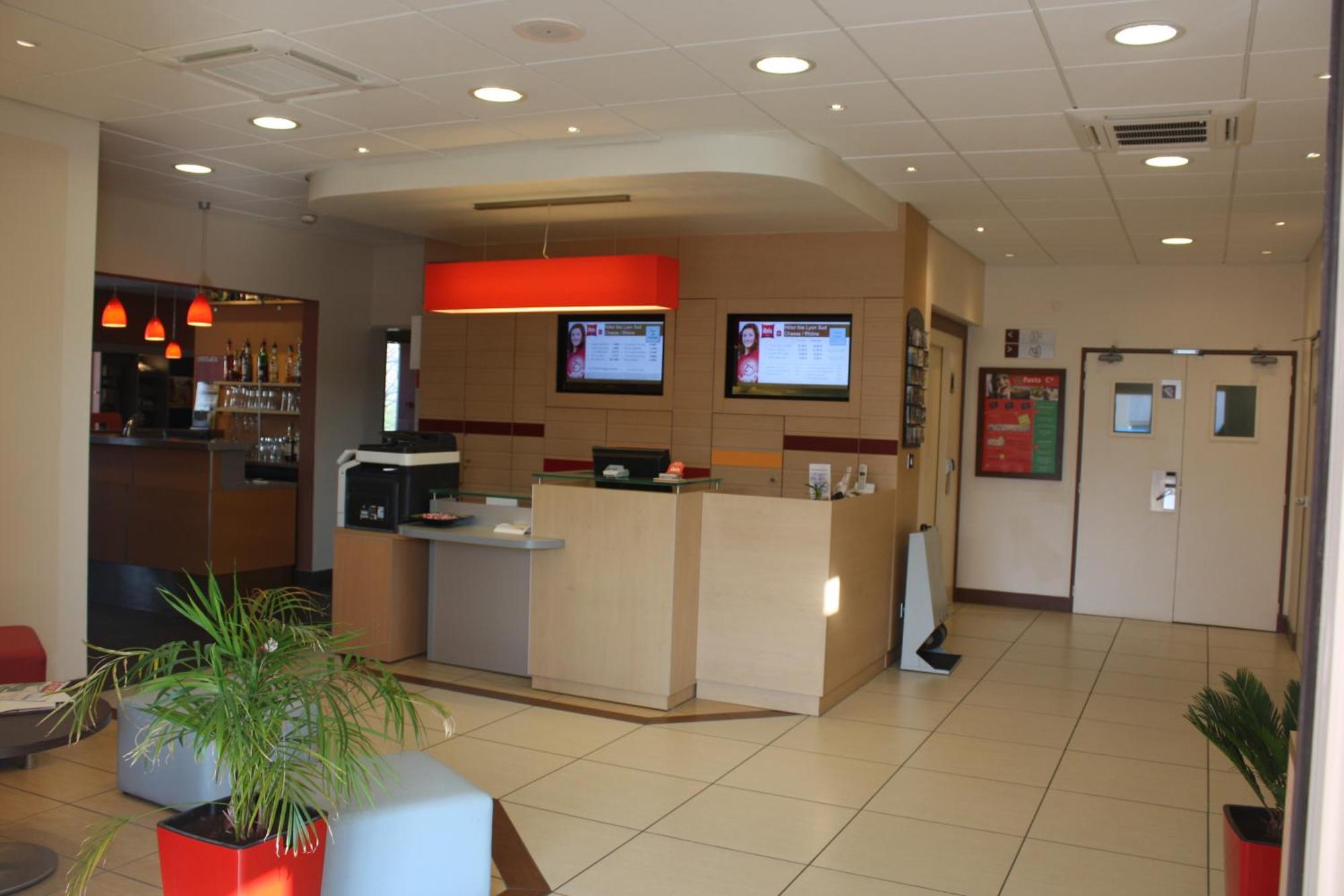 Ibis Lyon Sud Chasse Sur Rhone Hotel Екстериор снимка