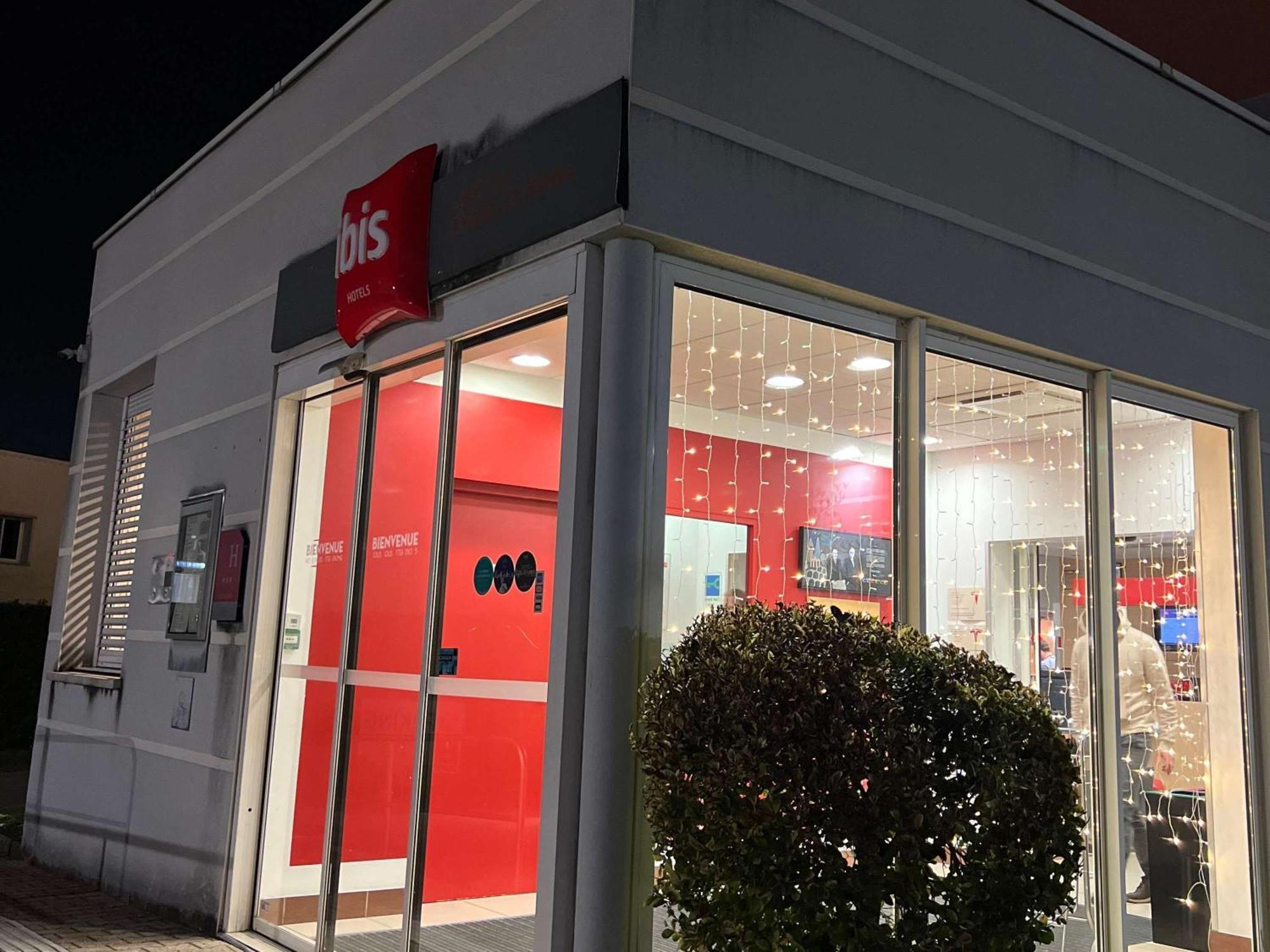 Ibis Lyon Sud Chasse Sur Rhone Hotel Екстериор снимка