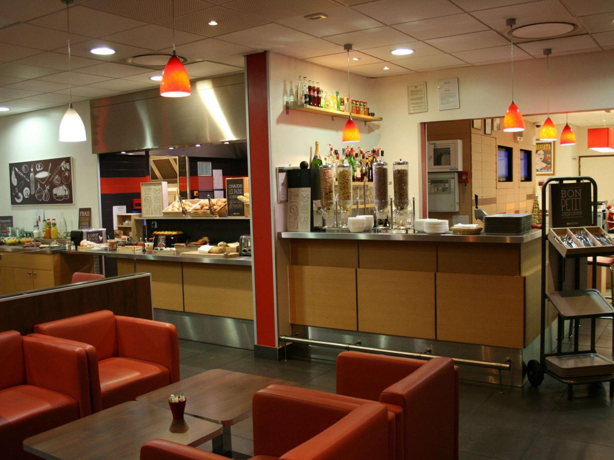 Ibis Lyon Sud Chasse Sur Rhone Hotel Екстериор снимка
