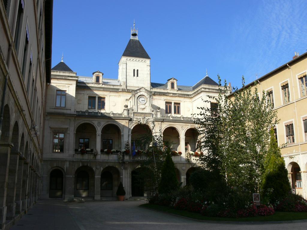 Ibis Lyon Sud Chasse Sur Rhone Hotel Екстериор снимка