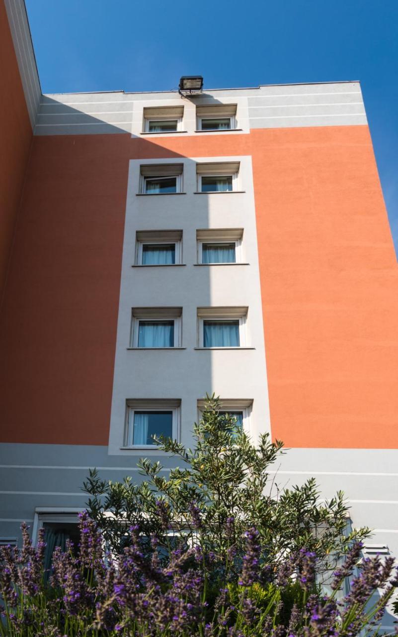 Ibis Lyon Sud Chasse Sur Rhone Hotel Екстериор снимка
